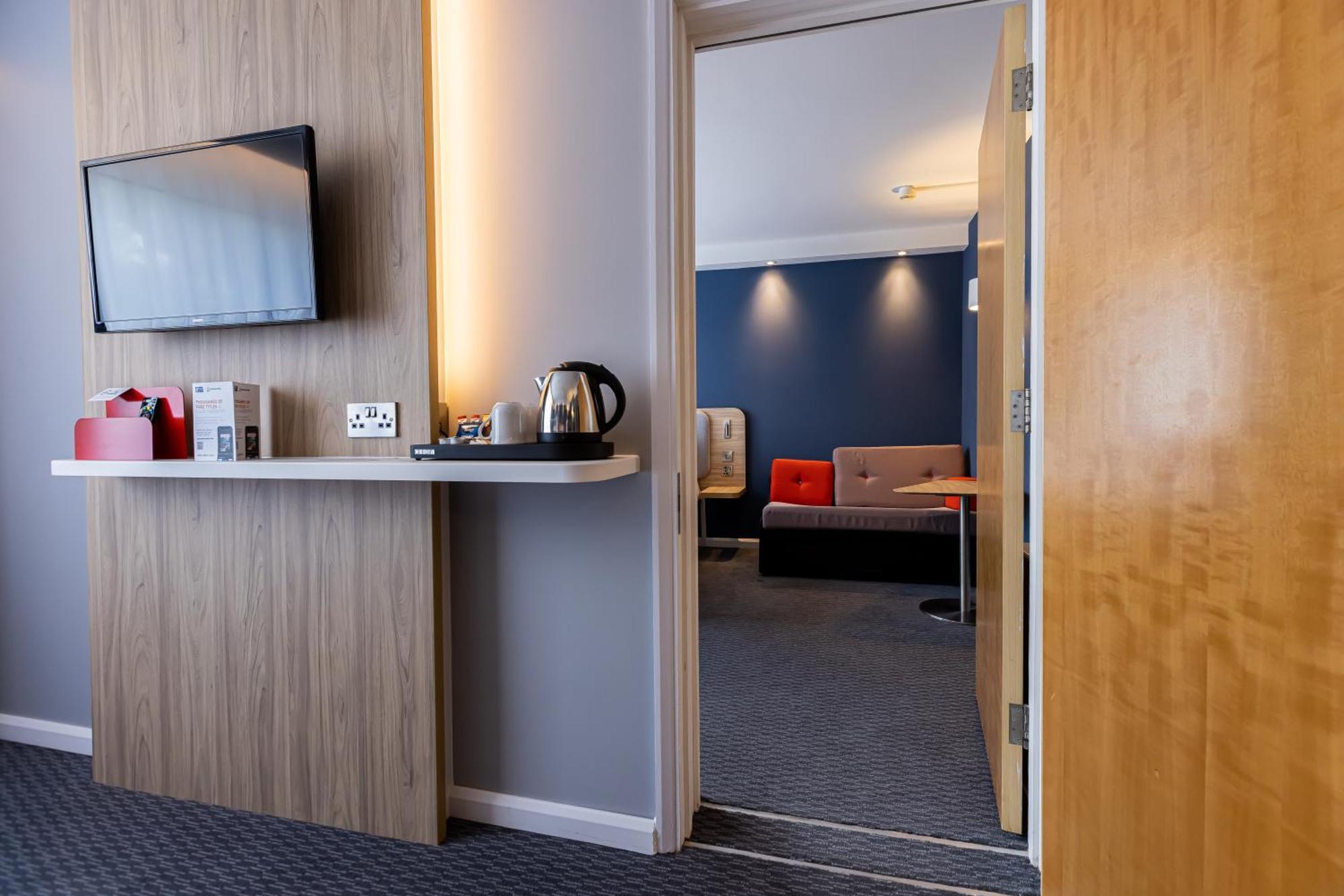 Holiday Inn Express Norwich By Ihg Drayton  Buitenkant foto